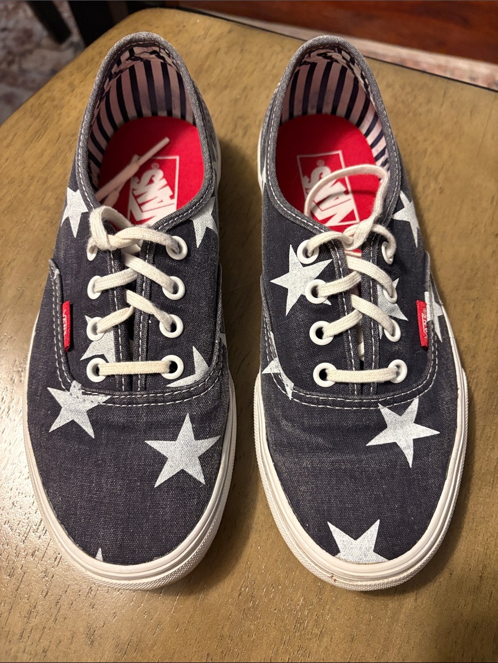 Vans Star-Print Lace-Up Sneakers - Navy/White